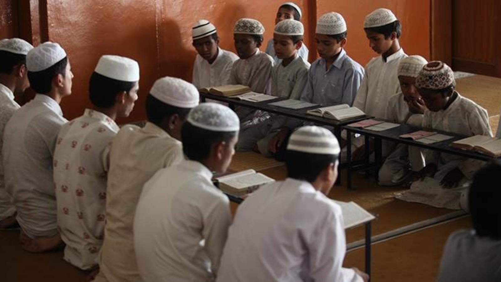 UP Cabinet Approves Amendment to Remove Higher Education Degrees From Madarsa Board Purview