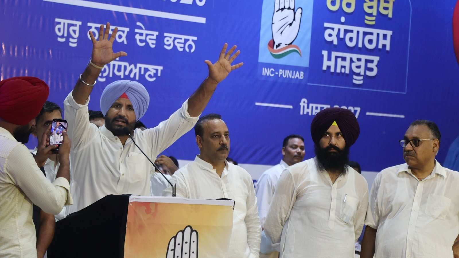 Punjab Congress Infighting Escalates as Warring Accuses Ashu Supporters of Being 'RSS Stooges'