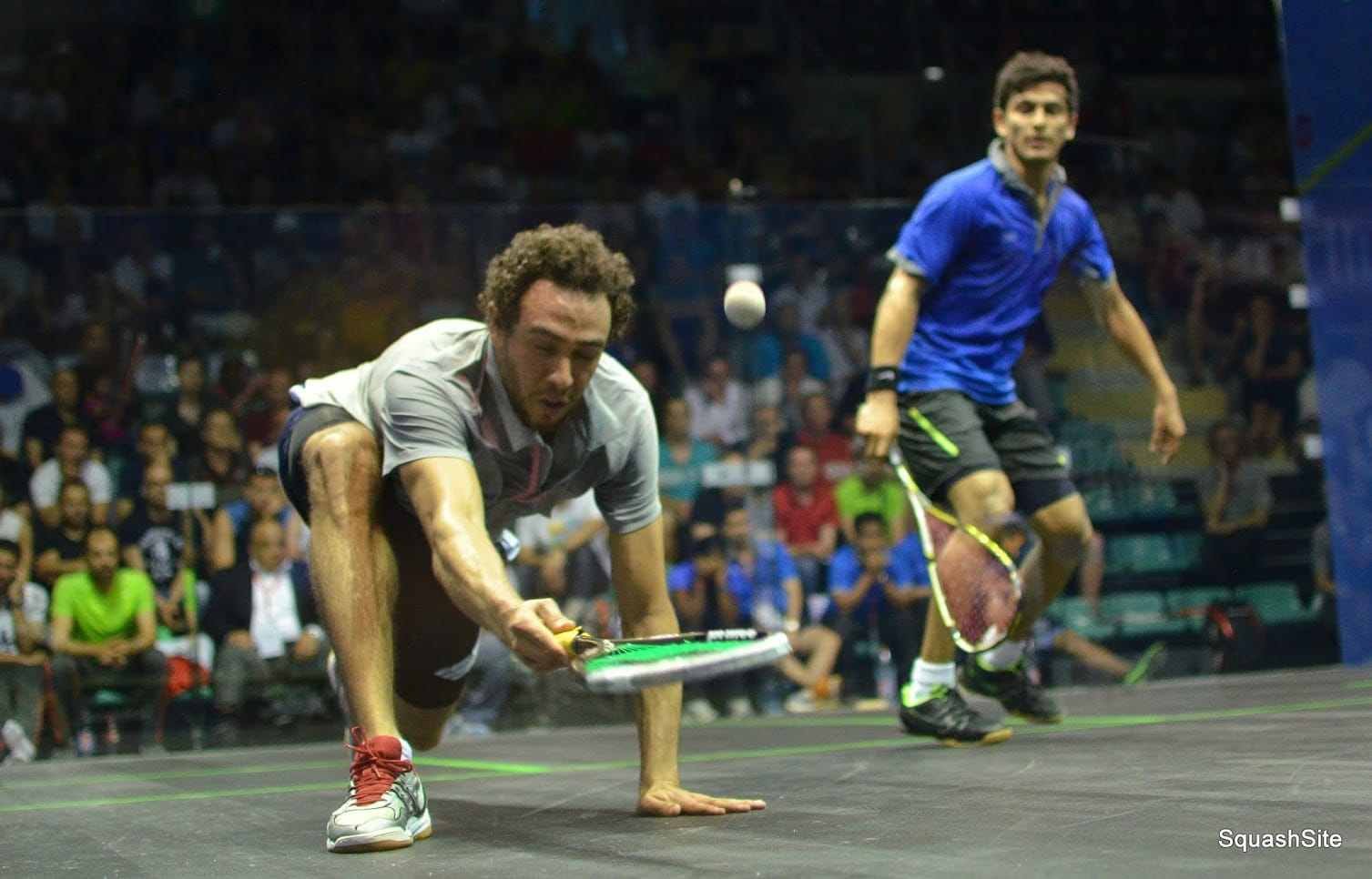 Analyzing Squash Shot Selection: Why Professional Players Favor the Backhand