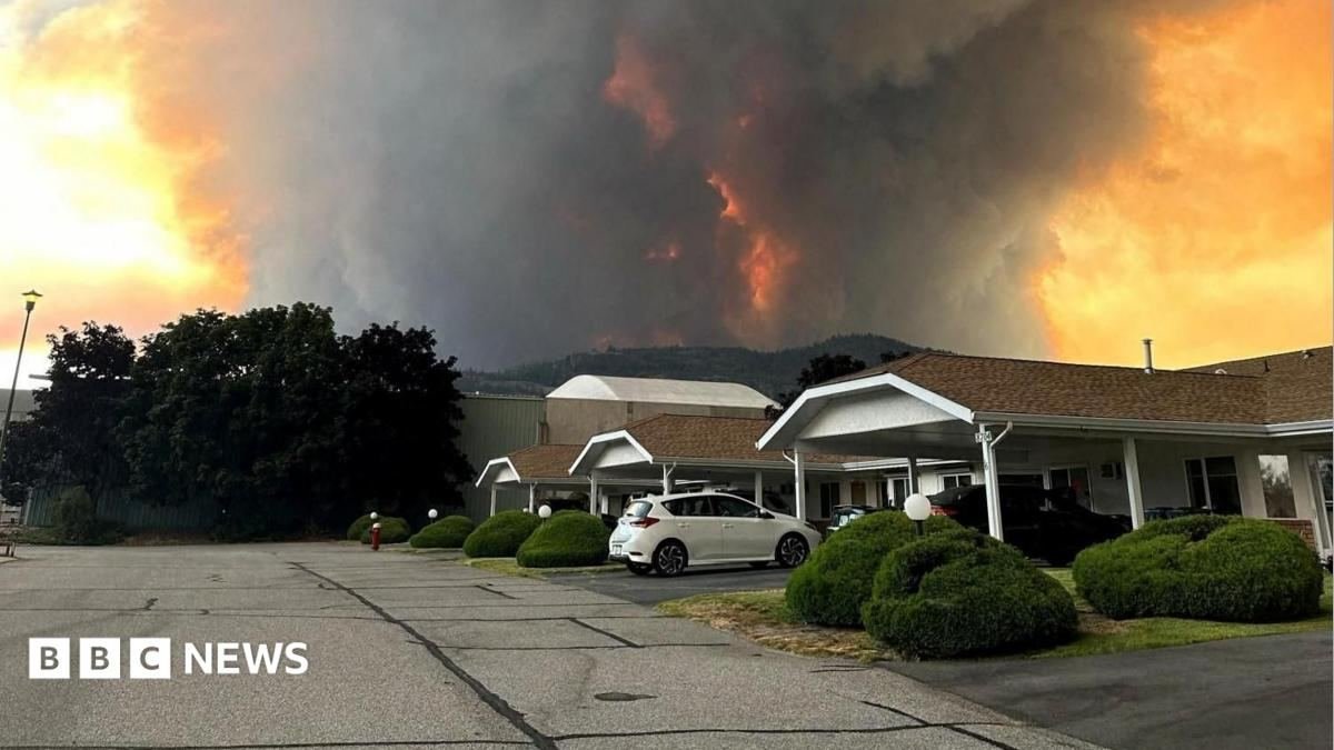 Thousands Evacuated as Out-of-Control Wildfire Devastates Canada's Okanagan Region