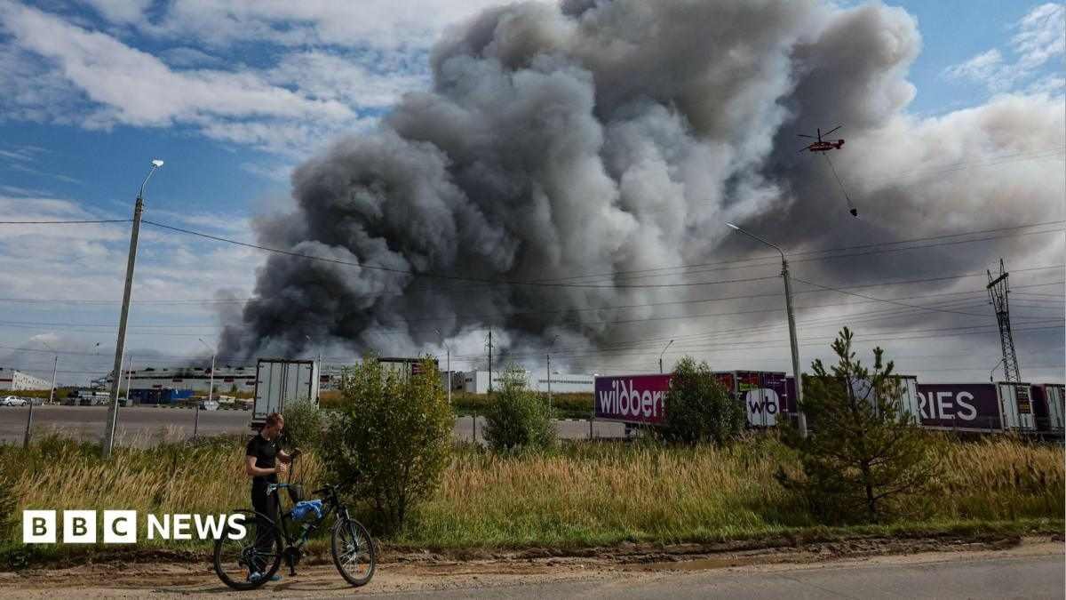 At Least 14 Killed as Russia and Ukraine Exchange Massive Drone and Missile Strikes