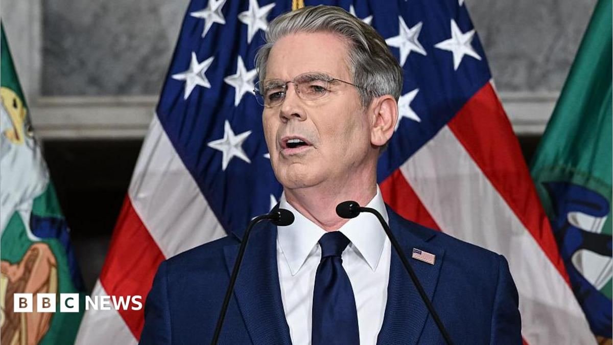 US Launches 'Economic D-Day' Sanctions Against Iran to Sever Global Financial Ties