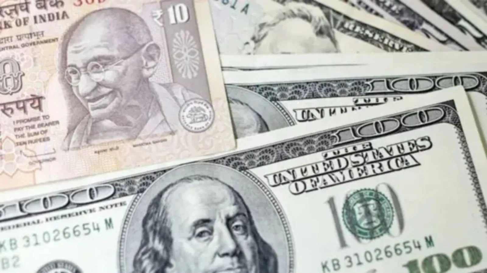FCNR(B) Deposits Drive India's Forex Reserves to Record $729.33 Billion
